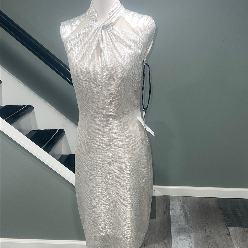 Vince Camuto Silver Metallic Twist-Keyhole Midi Dress